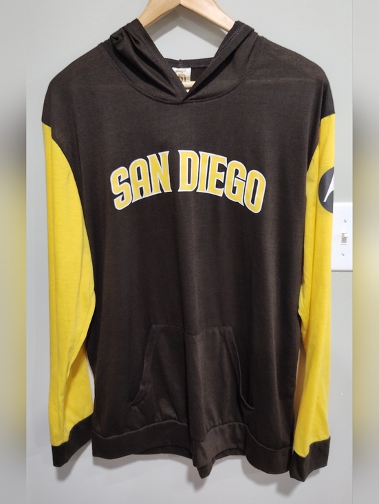San Diego Padres Other - Exclusive SGA San Diego Padres Pullover Hoodie Brown Yellow Adult Sz XL